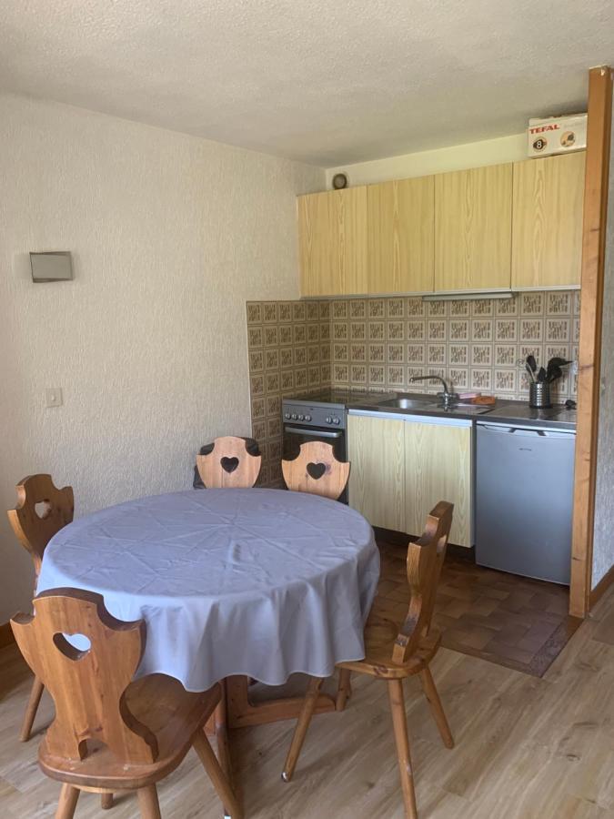 Appartement Avec Acces Piscine- Station- 4 Personnes Saint-Jean-dʼAulps Eksteriør billede